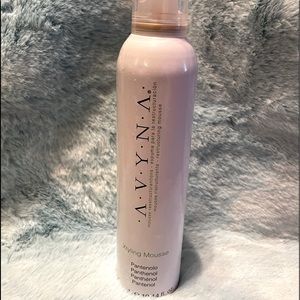 avyna hair mousse.